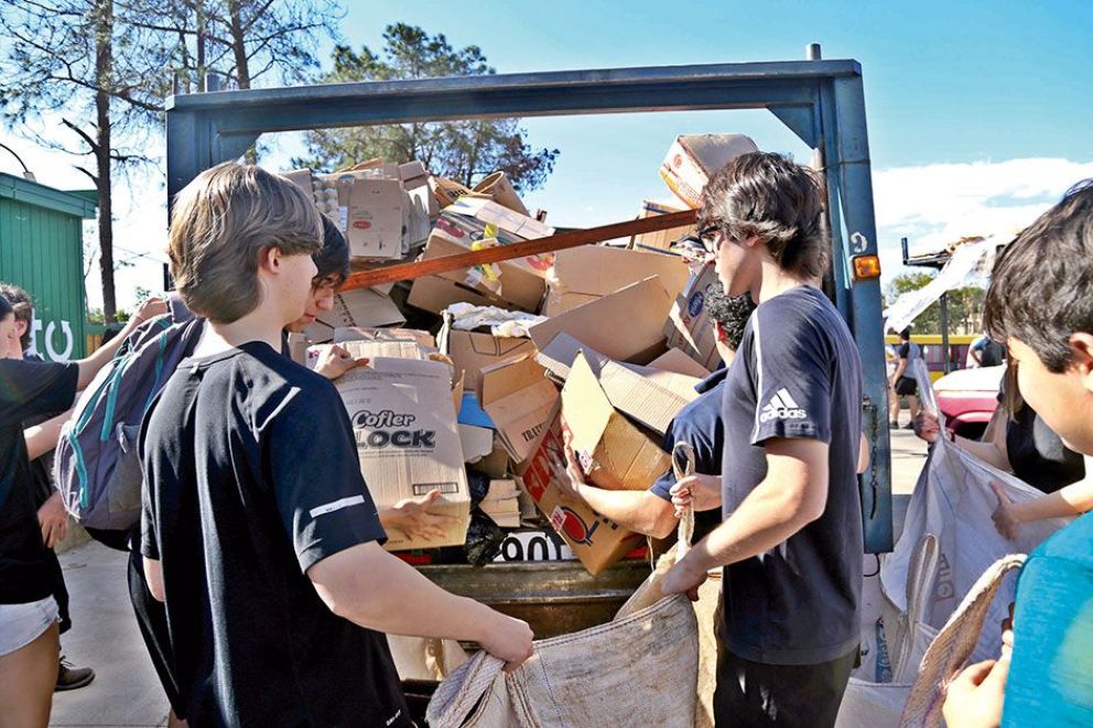 Reciclaje récord de la mano de los estudiantes secundarios