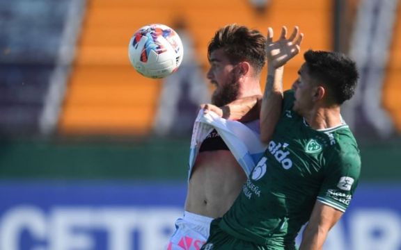 Sarmiento y Arsenal juegan una "final" por la permanencia en Junín