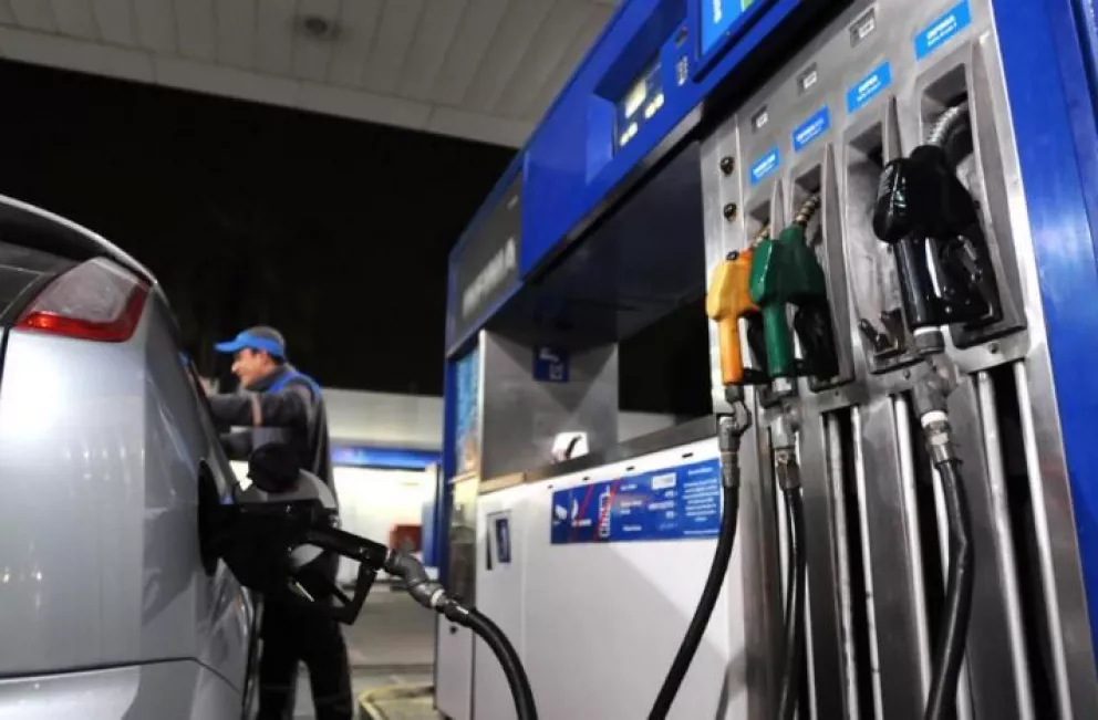 Combustible: la falta de gasoil persiste y se mantienen los cupos