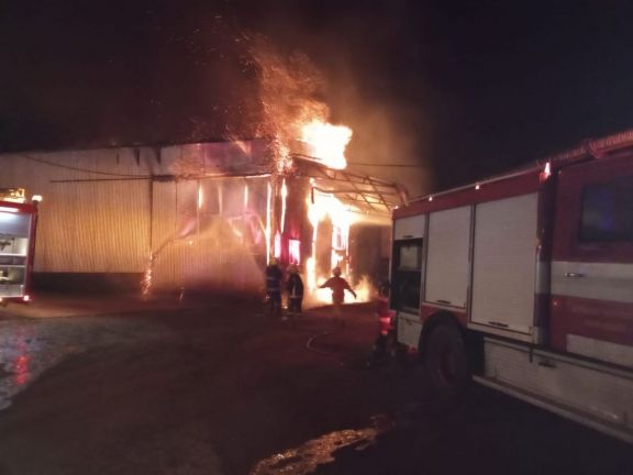 Se incendió un depósito de yerba mate en Campo Grande