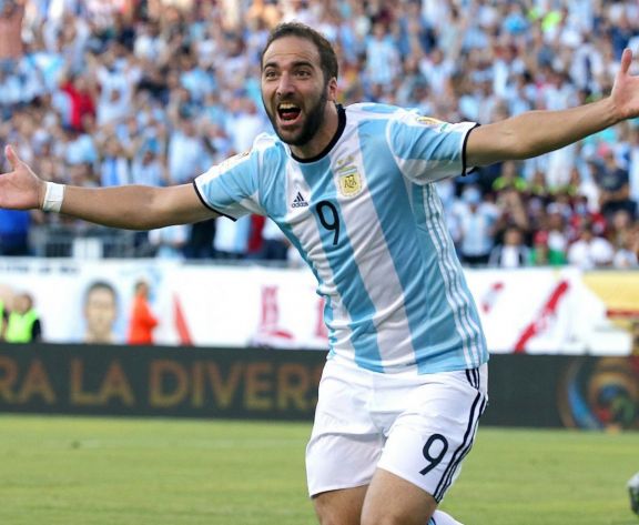Gonzalo Higuaín anunció que se retira del fútbol: “Llegó el día de decir adiós”