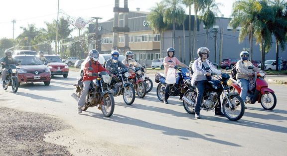 Cantidad de motos en Misiones casi iguala a la de autos 