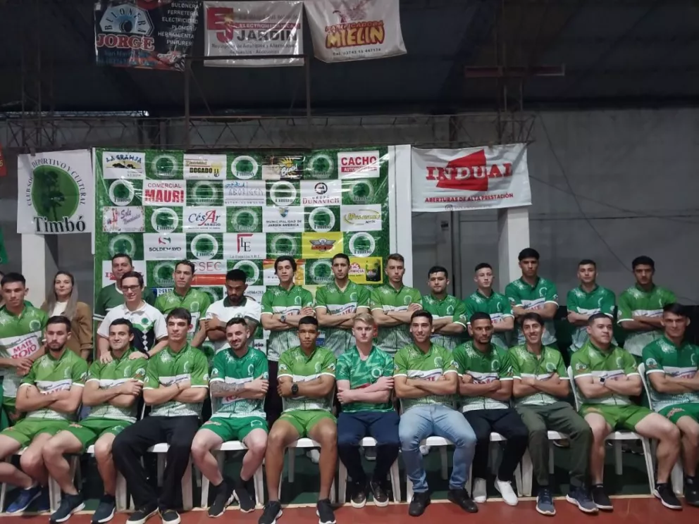 Timbó de Jardín América presentó su equipo para el Regional Amateur