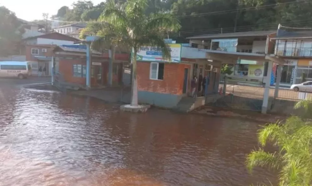 Alba Posse y Colonia Aurora, localidades afectadas por la crecida del río Uruguay