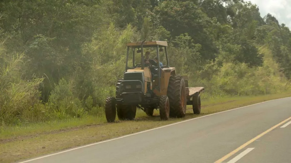 Productores padecen serias dificultades en la compra de gasoil para los tractores