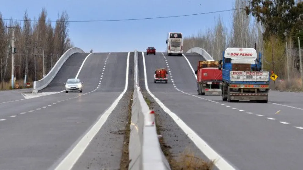 Una niña de 12 años fue atropellada mientras circulaba en bicicleta por Ruta 22