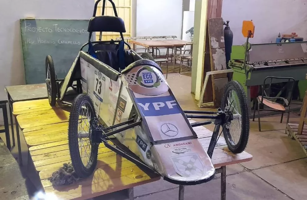 Escuela Técnica de Santo Tomé busca ingresar al desafío Eco YPF con un auto diseñado por alumnos