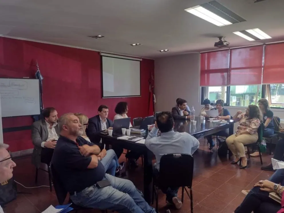 Mesa salarial docente pasó a cuarto intermedio 