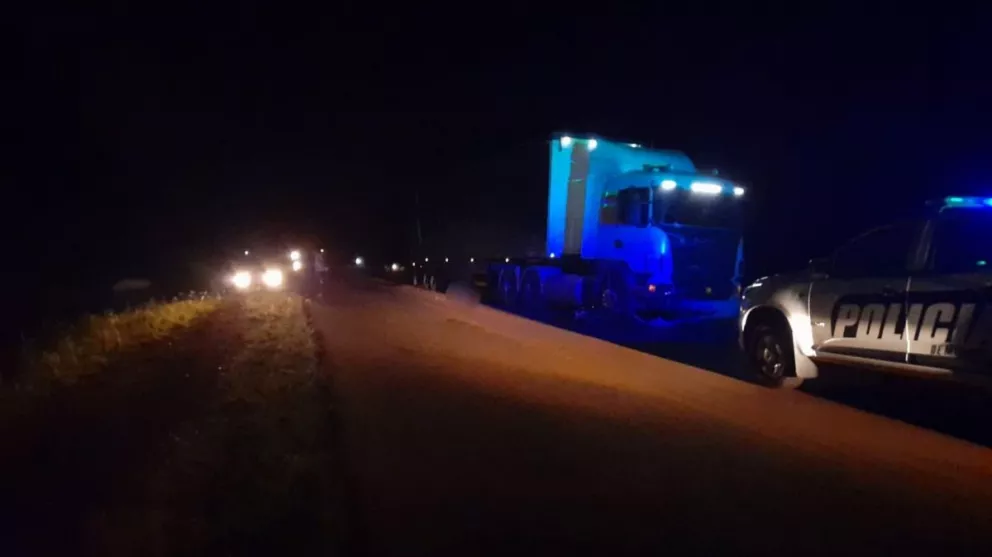 Un motociclista falleció tras colisionar con un camión en Itacaruaré 