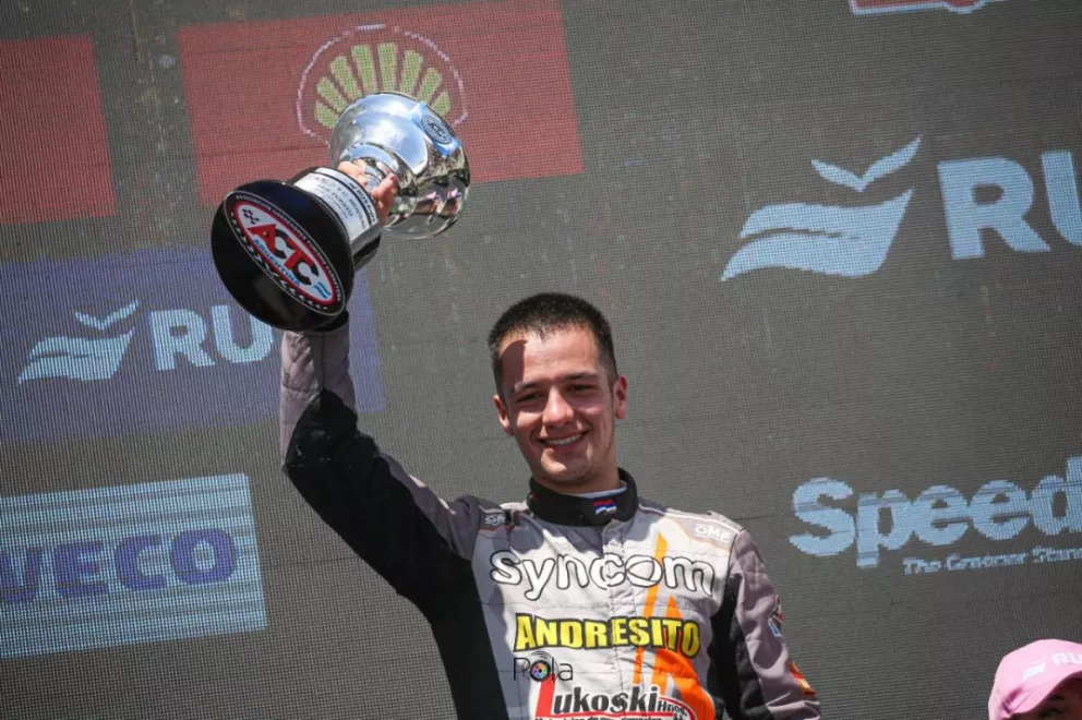 Bundziak sumó otro podio en Neuquén y quedó a un paso del título en el TC Mouras