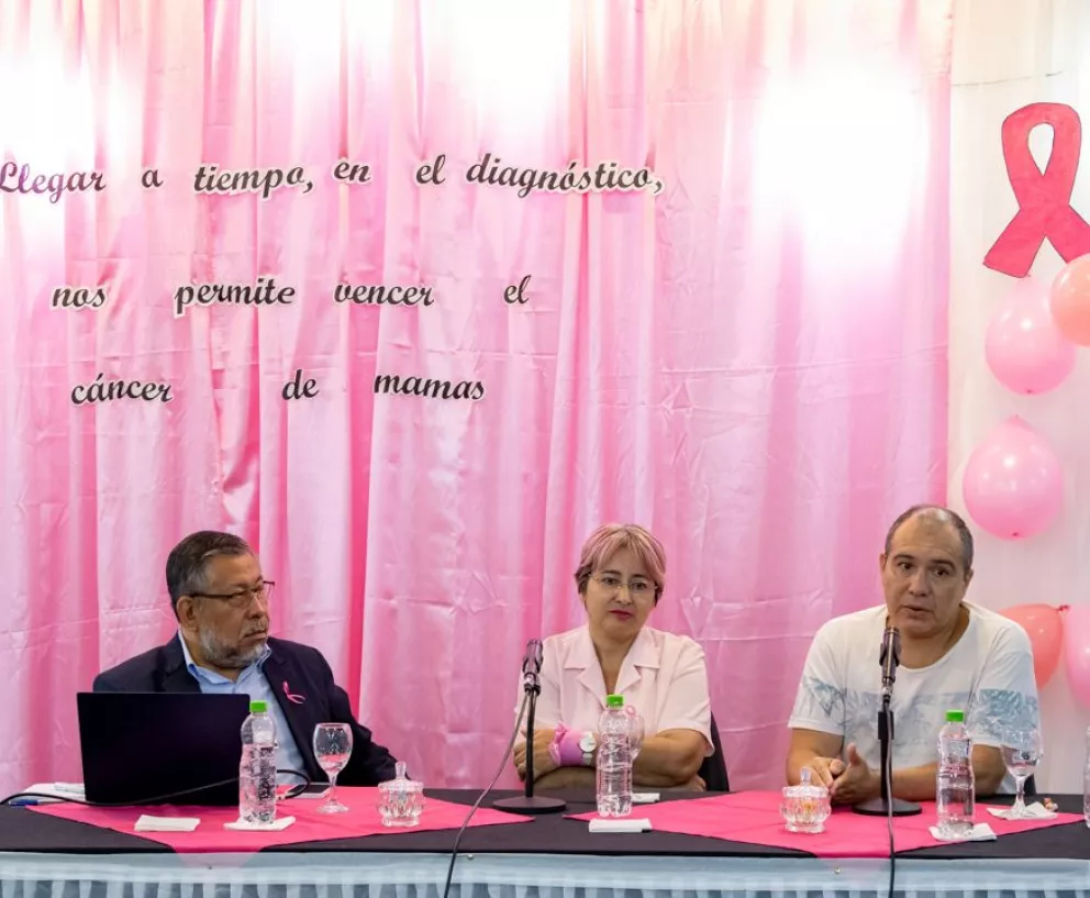Eldorado: charla de concientización sobre el cáncer de mama en el Concejo Deliberante