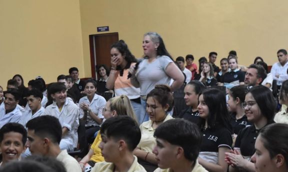Campo Grande: estudiantes participaron de una charla sobre consumo problemático de sustancias