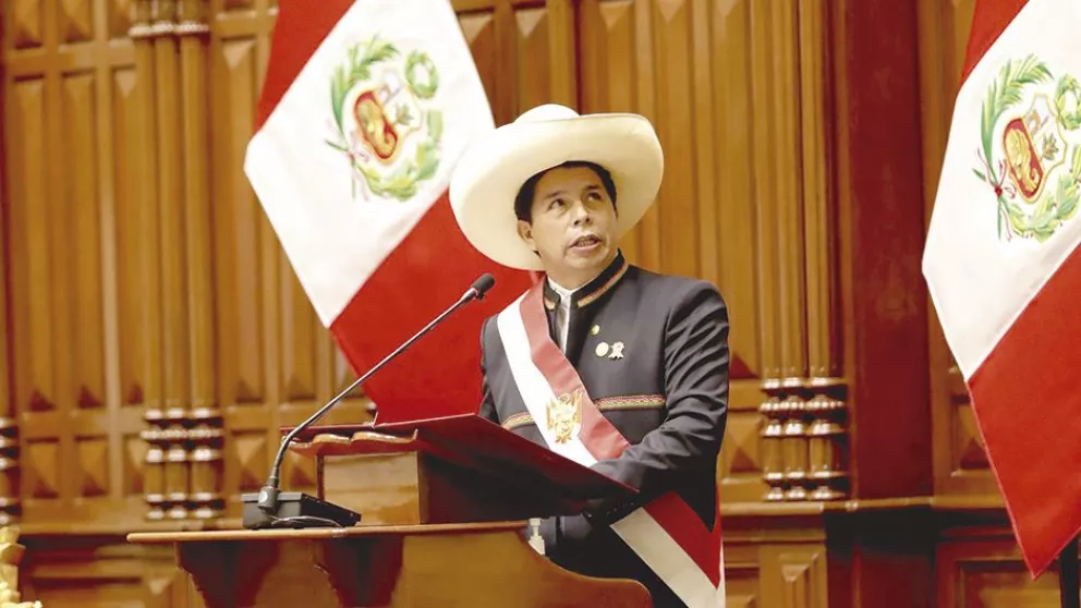 El Congreso peruano aprobó avanzar contra Pedro Castillo