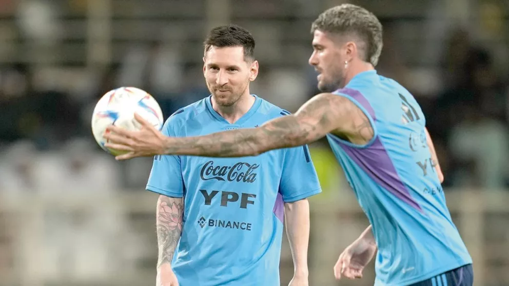 Vamos a pelear este Mundial y para eso el primer partido es clave, avisó Messi