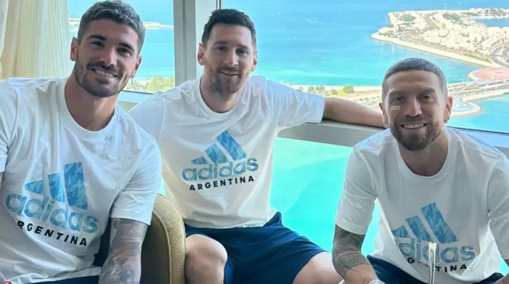 Volvió el ritual de la Selección argentina: Messi, De Paul y Papu Gómez, a puro mate en el hotel