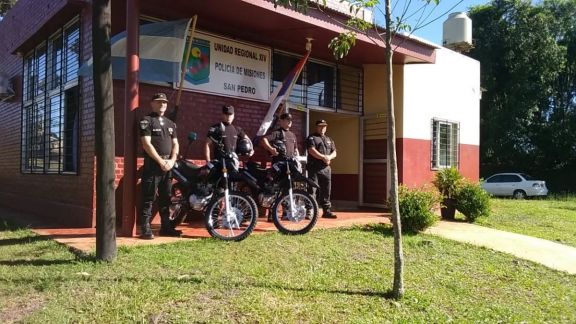 La Unidad Regional XIV recibió dos motocicletas, serán utilizadas en zonas rurales