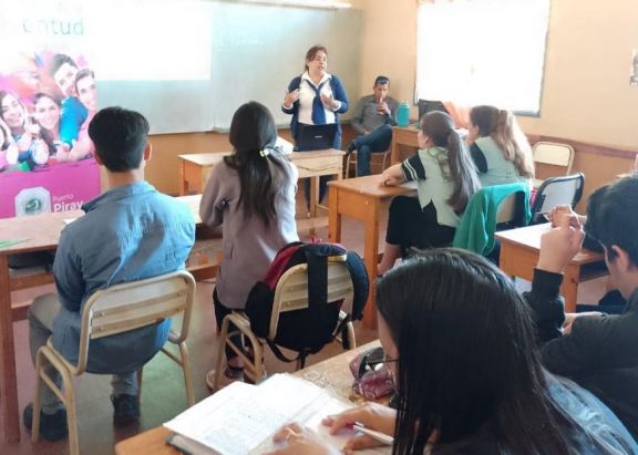 Puerto Piray: capacitación para estudiantes del último año del secundario 