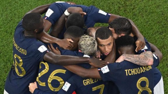 Francia venció a Dinamarca y es el primer clasificado a octavos del Mundial 