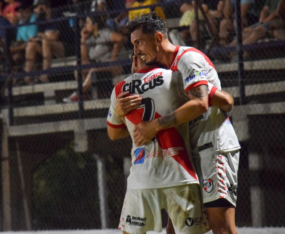 Regional: Guaraní ganó en Corrientes y quedó cerca a los 4tos de final