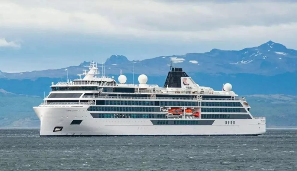 Tragedia en un crucero a la Antártida: una turista estadounidense murió aplastada por una ola gigante