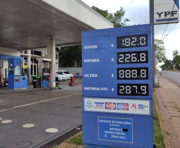 Iguazú: YPF ajustó los precios este domingo, el aumento llegó al 6 por ciento