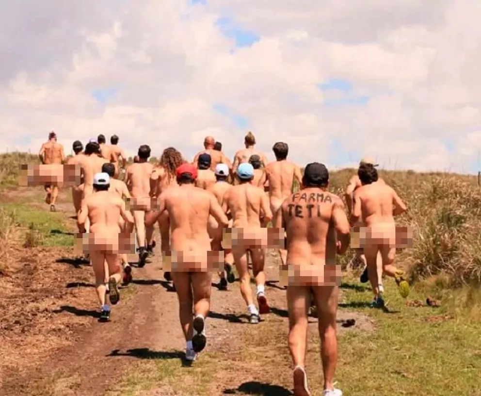 ¡A correr sin ropa! Vuelve la maratón nudista de Córdoba 