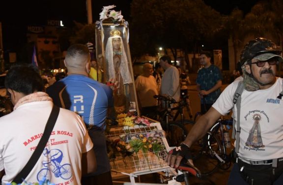 Arrancó desde Posadas la peregrinación de ciclistas a Itatí
