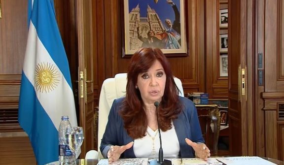 Cristina Fernández denunció un estado paralelo, una mafia judicial y anunció que no será candidata en 2023