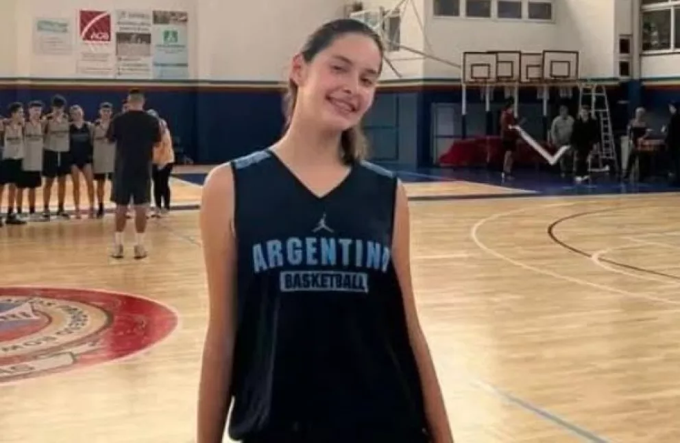 Declaran Ciudadana Destacada a la basquetbolista Abril Ochoa