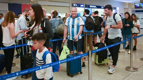 Programaron un nuevo vuelo de Aerolíneas a Qatar para alentar a la Argentina en el Mundial