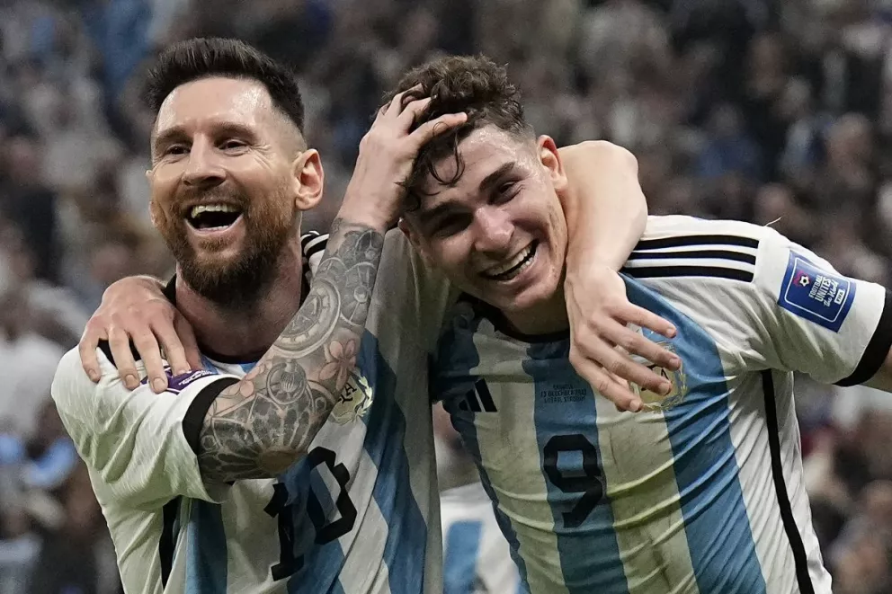 Messi, Otamendi y Julián Álvarez en el equipo ideal del mundial para la prensa