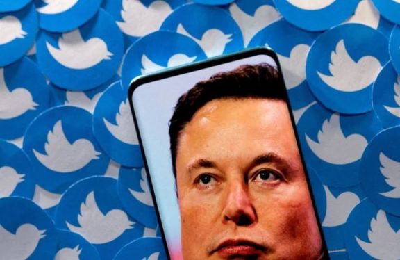 Elon Musk aseguró que dejará el puesto de director general de Twitter tras la publicación de una encuesta