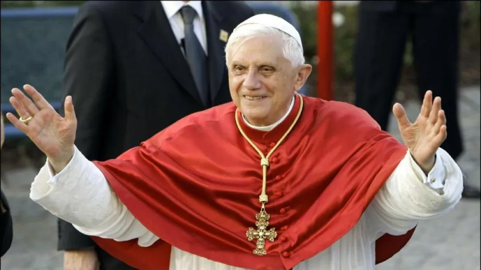 Murió el Papa emérito Benedicto XVI a los 95 años