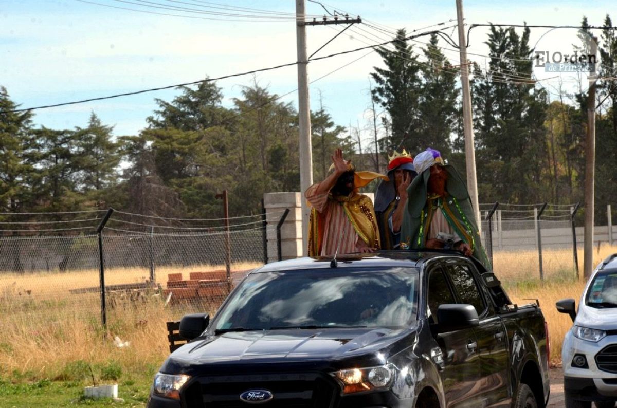 Cálida y emotiva travesía de los Reyes Magos.