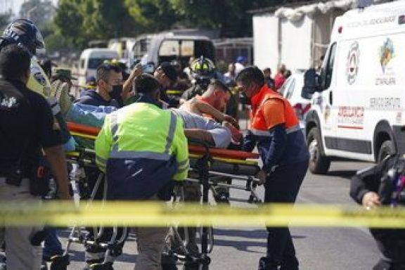 Un muerto y al menos 57 heridos en un brutal choque de trenes en México