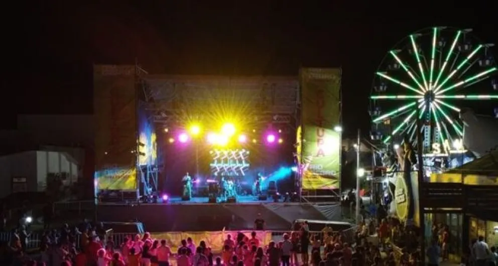 Buen clima y mucha expectativa este finde por el aniversario de Las Grutas: se espera un aluvión de turistas  