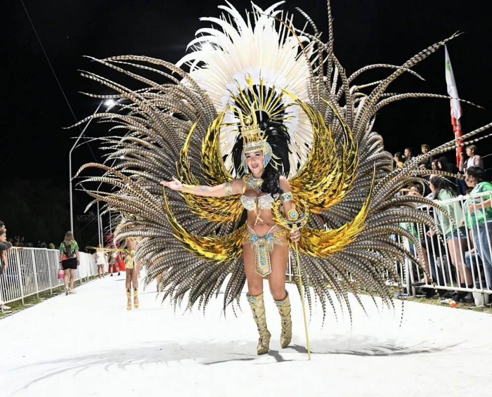 Santo Tomé hizo resonar su primer grito de carnavales
