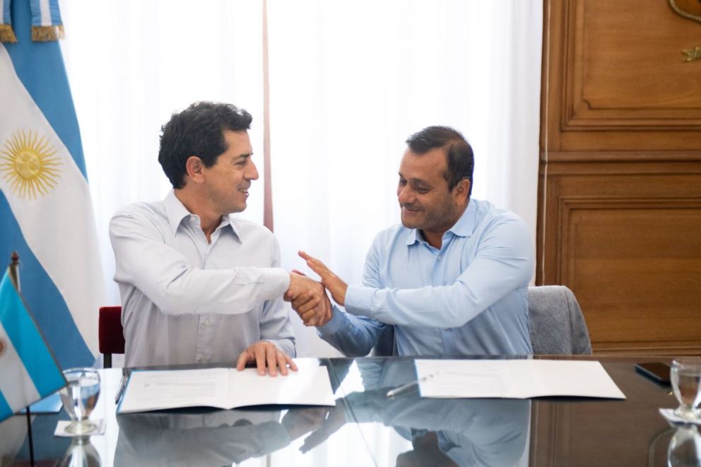 Acuerdo entre el gobierno provincial y el Ministerio del Interior por Silicon Misiones Acuerdo entre el gobierno provincial y el Ministerio del Interior por Silicon Misiones