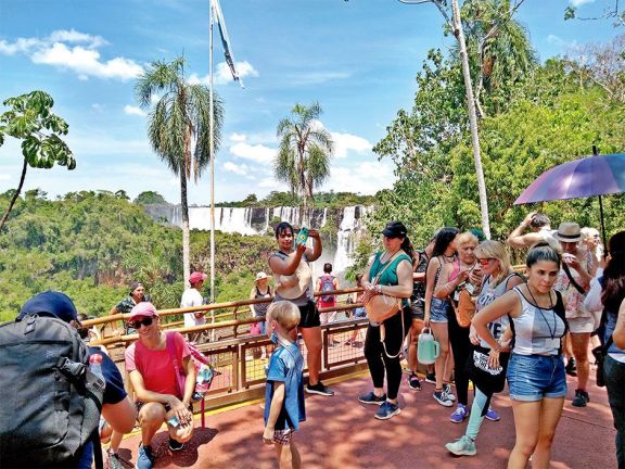 Iguazú, entre los destinos más elegidos en el país en diciembre y enero