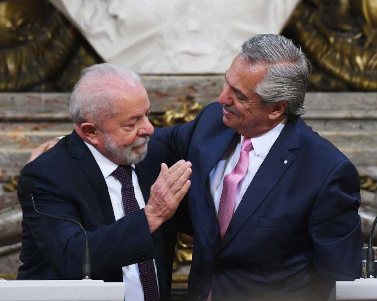 Fernández y Lula coincidieron en "profundizar la relación estratégica" entre ambos países