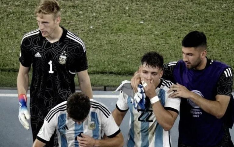 La Selección Argentina perdió con Brasil y quedó muy comprometida en el Sudamericano Sub-20