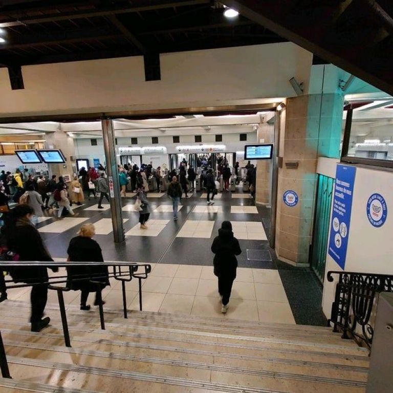 París: 500 mil pasajeros afectados tras un incendio intencional en una estación de trenes 