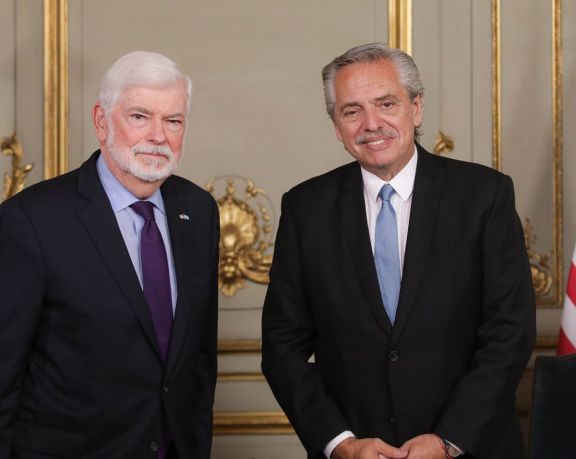 Fernández resaltó el "amplio vínculo y el diálogo franco y permanente" con EEUU