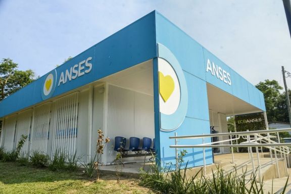 Inauguran moderna oficina de Anses en Ituzaingó