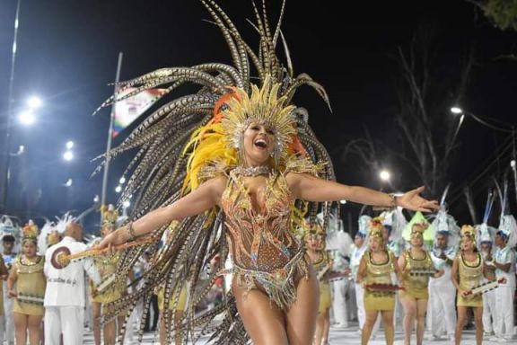 Más de 7 mil personas disfrutaron de la segunda noche de carnaval