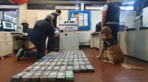 Sorprendieron a paraguayos con 87 kilos  de cocaína