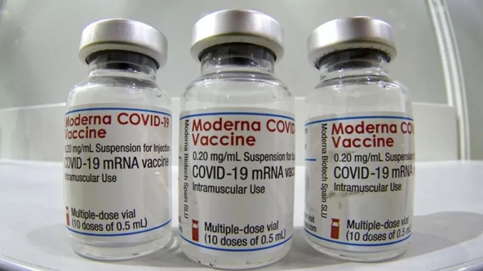 Llegan al país 3.000.000 dosis de las vacunas bivalentes contra el coronavirus
