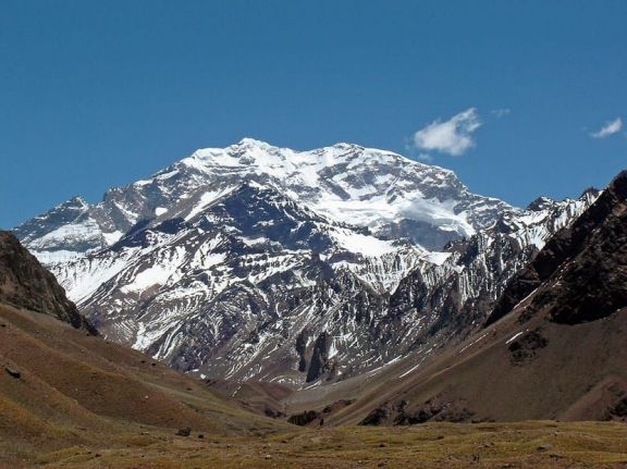 Un andinista noruego se descompensó y murió en el cerro Aconcagua