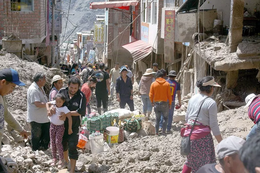 Perú: al menos 40 muertos por varios aludes en Arequipa