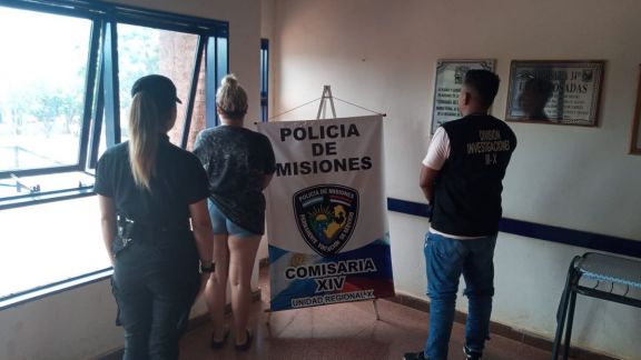 Allanaron la casa de una mujer que estafó a personas con supuestos viajes a Brasil y fue detenida